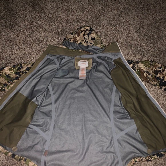 Women’s Sitka Mountain Jacket - Picture 2 of 6